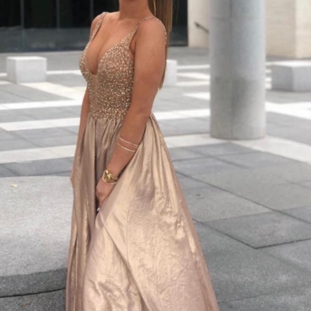 PROM DRESS - Picture 6 of 6